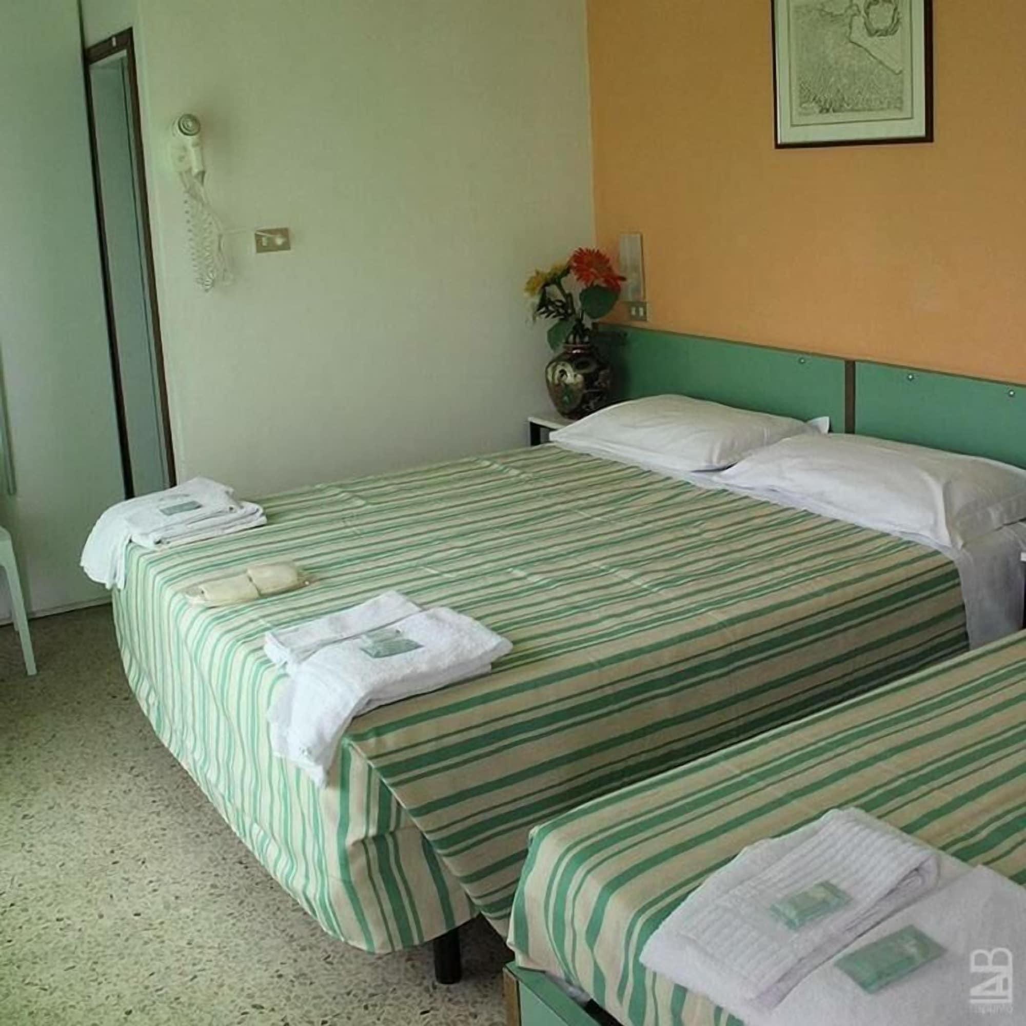 Hotel Nova Dhely Rimini Luaran gambar