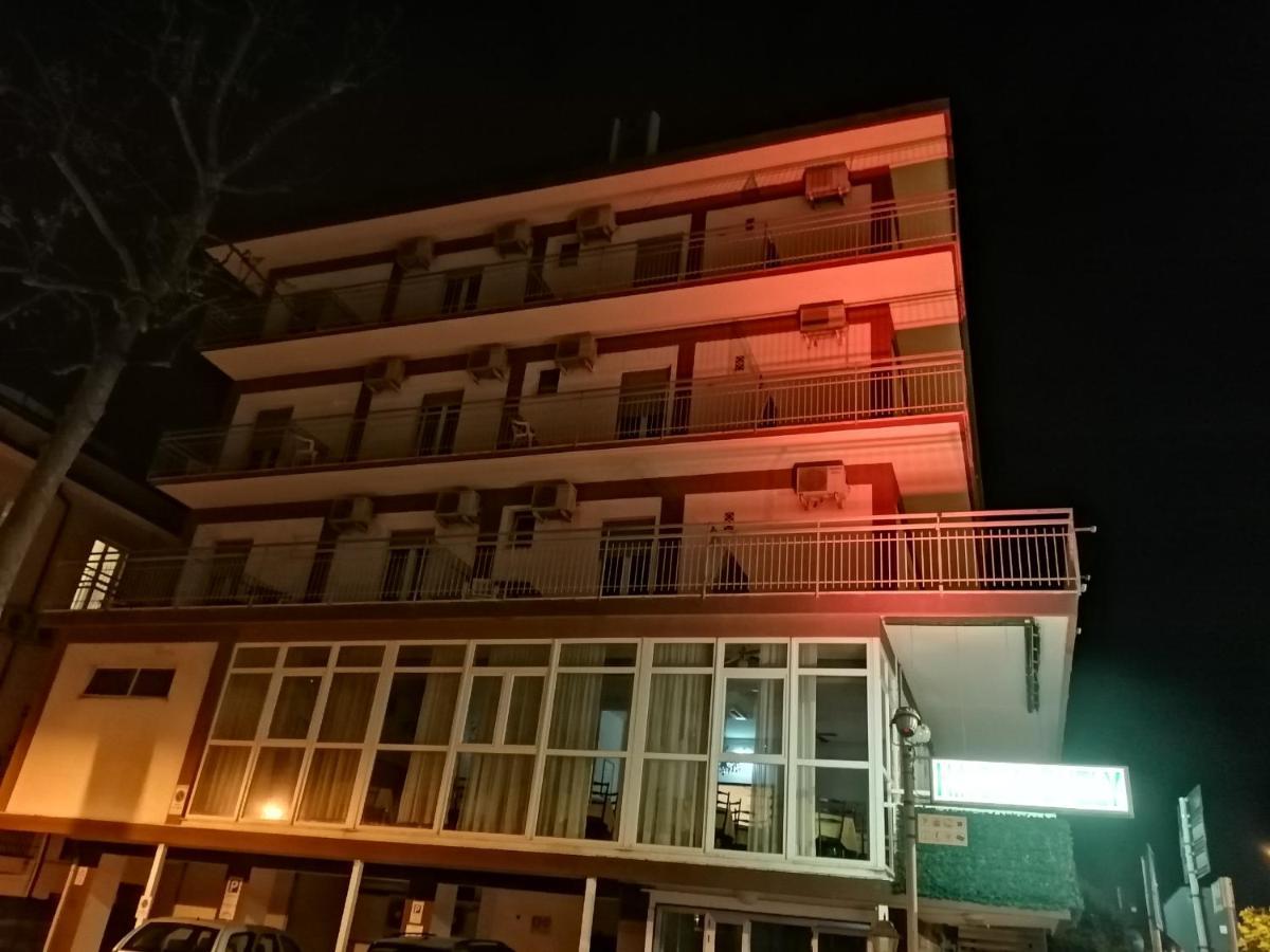 Hotel Nova Dhely Rimini Luaran gambar