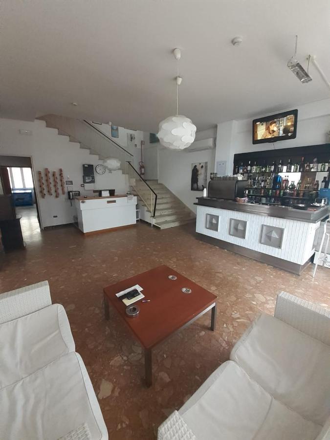 Hotel Nova Dhely Rimini Luaran gambar